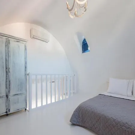 Hotel Red Cliff Villa Akrotiri (Santorini)